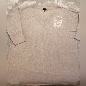 Torrid V-neck Sweater with skull embroidery detail,  gray & pink sz 2